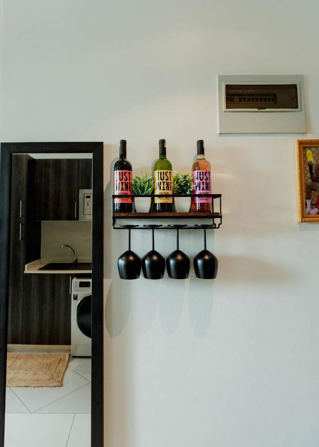 Enjoy Luxury Studio W/Pool @Embassy Gardens Akkra Exterior foto